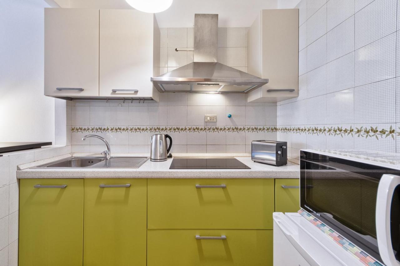 Porta Nuova Shiny Flat Turin